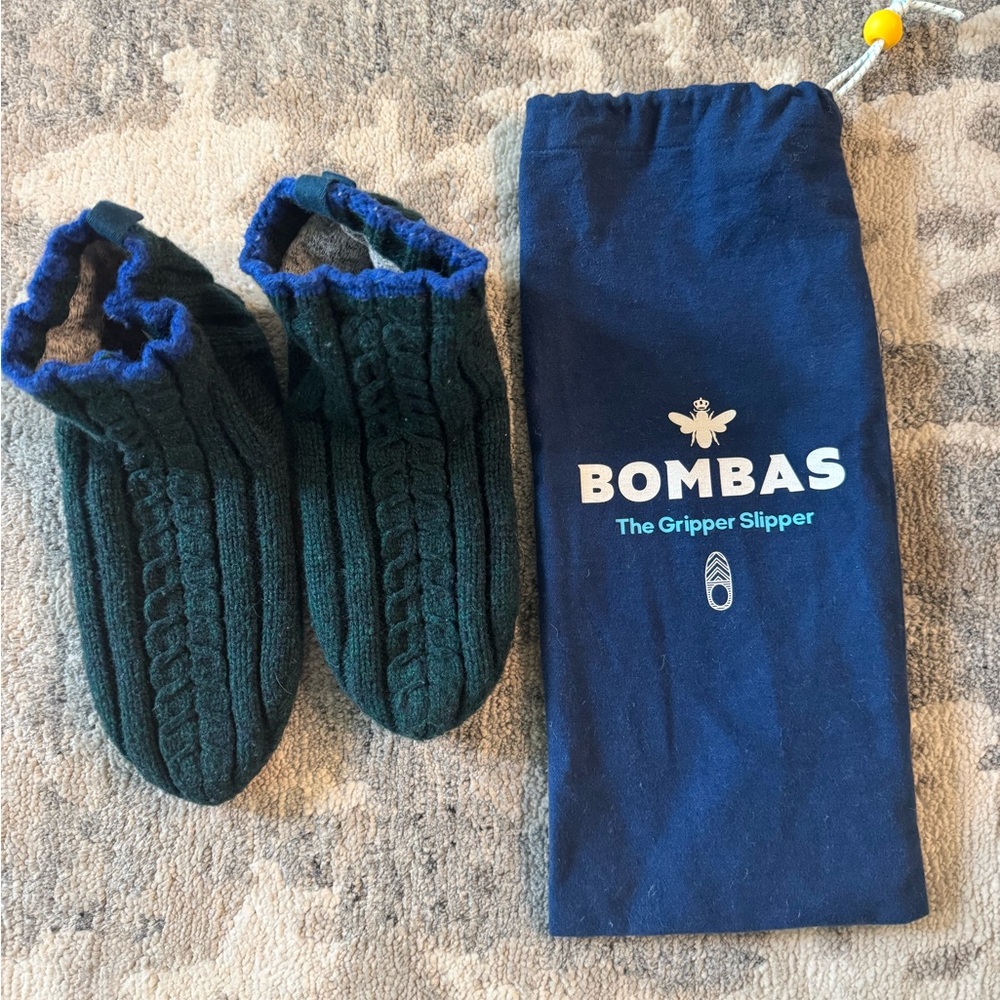 Bombas Dark Green and Blue Slippers